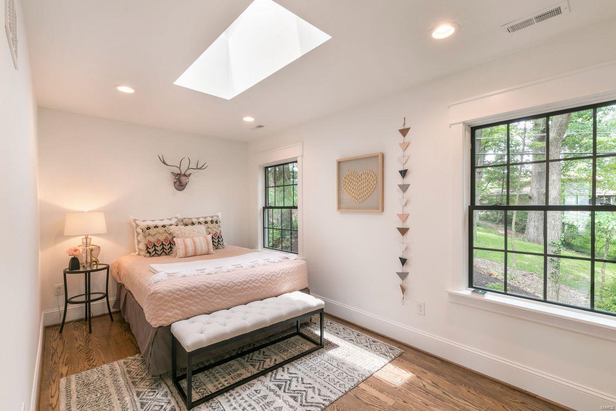 Sec 10 Township 44 R 5 - Residential