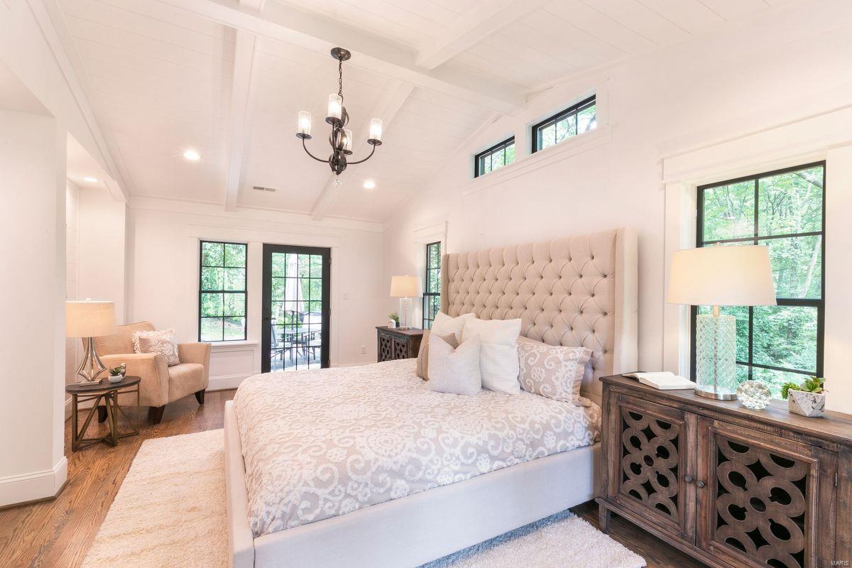 Sec 10 Township 44 R 5 - Residential