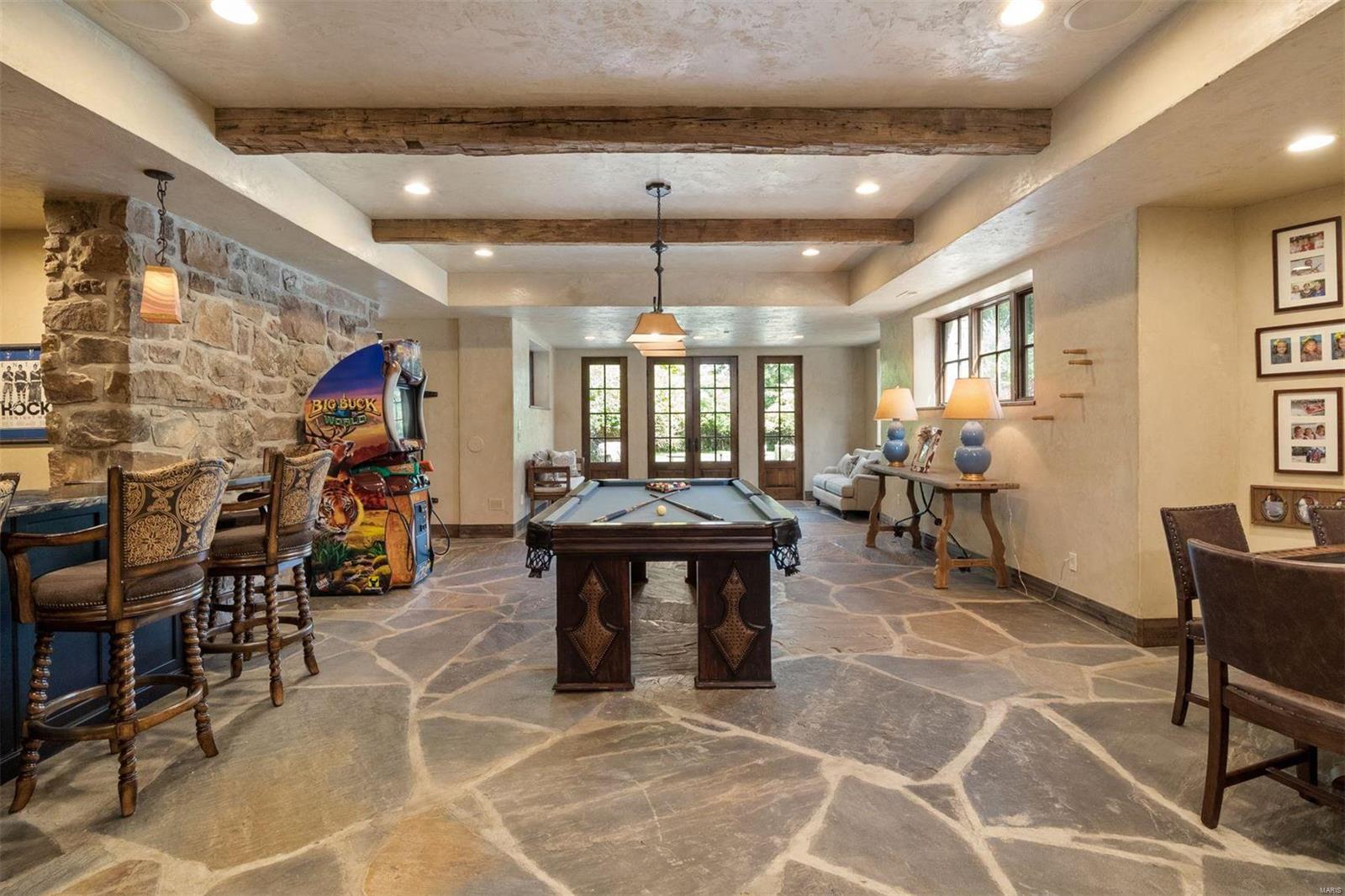 Vandiver Place - Residential