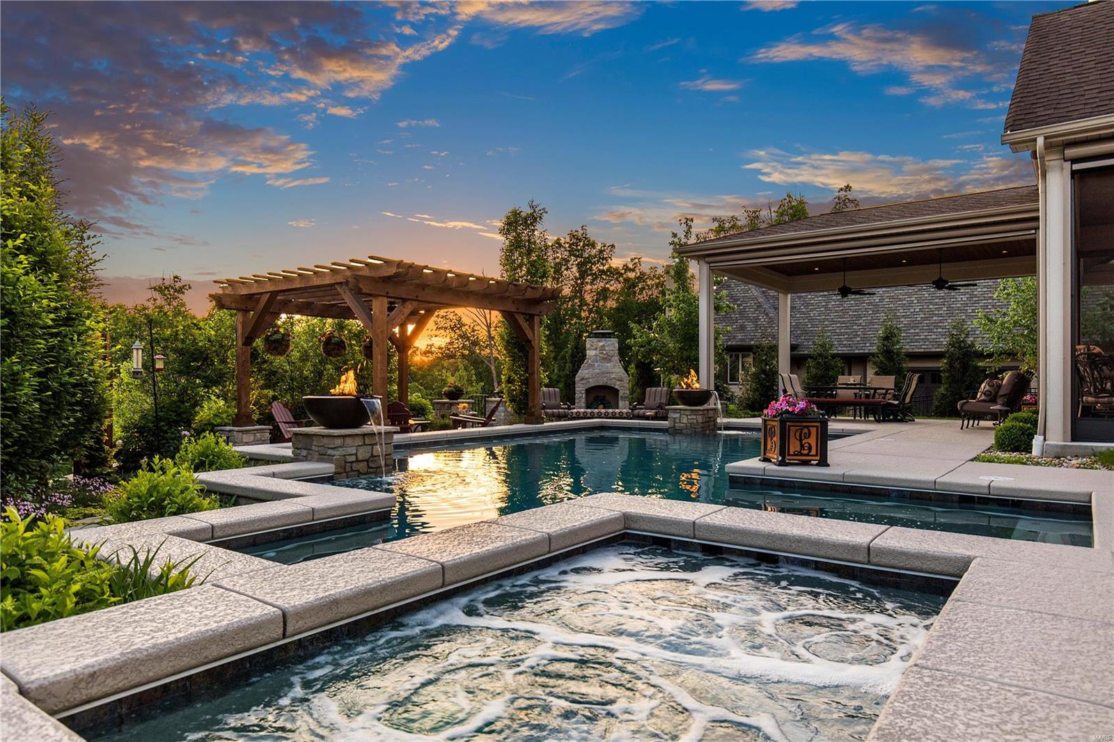 Fox Hill Farms - Residential