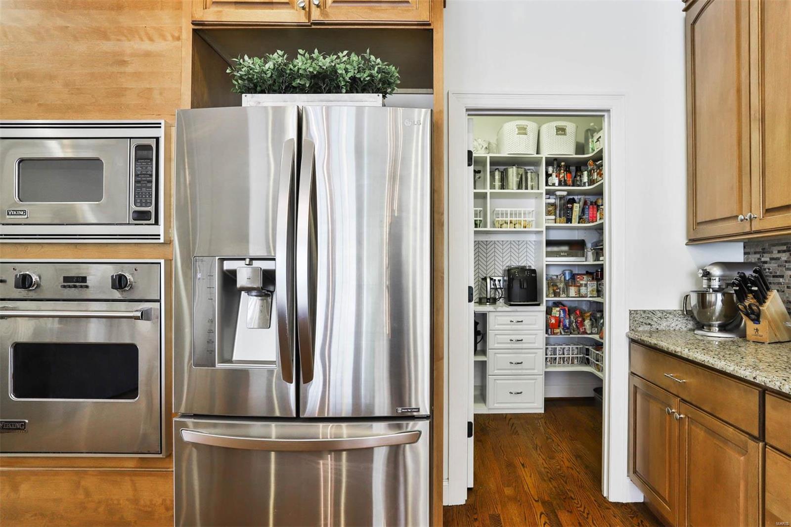 Singleton - Residential