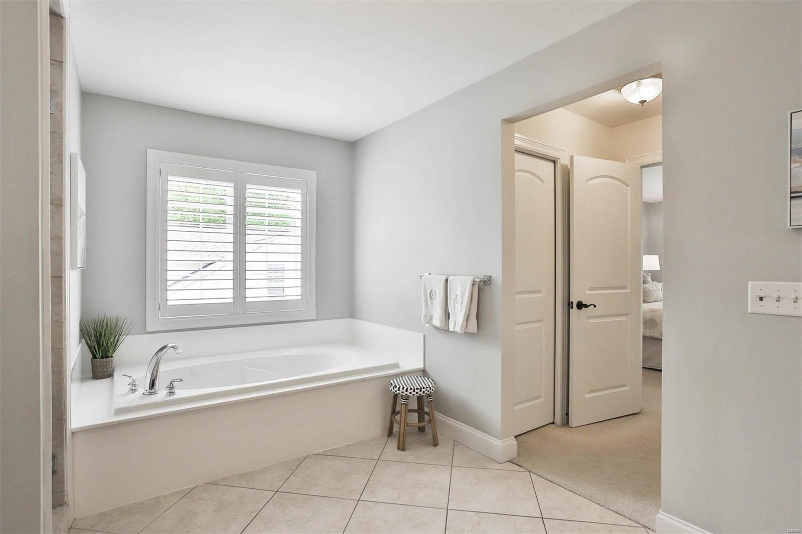 Singleton - Residential