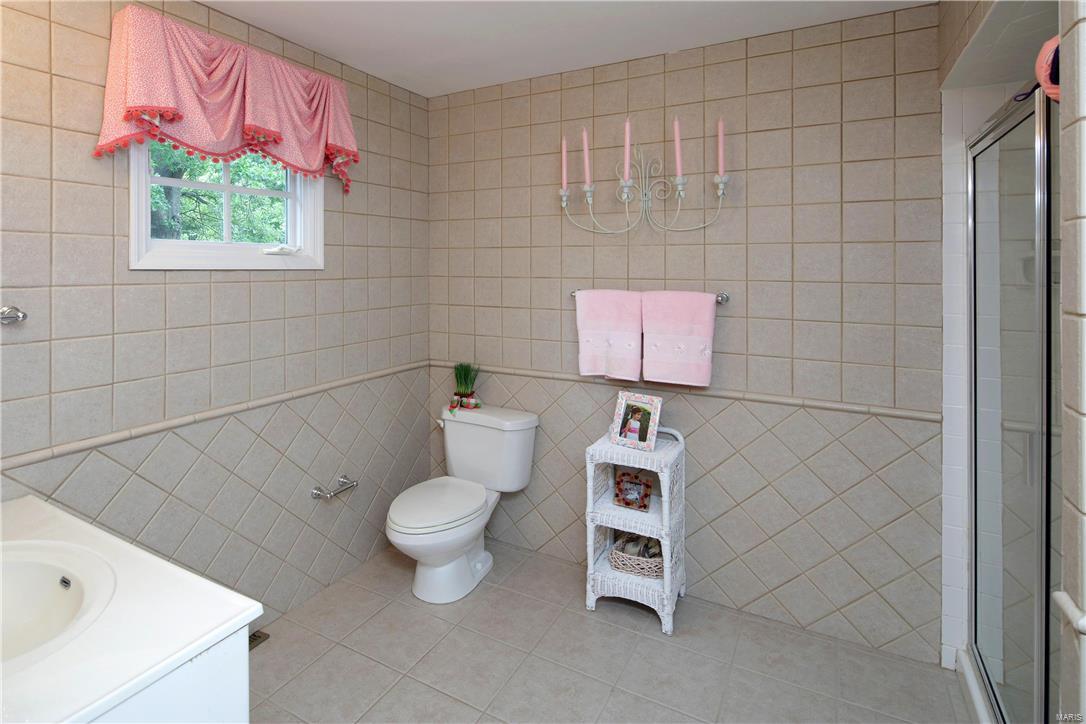 Berkley Manor 6 - Residential