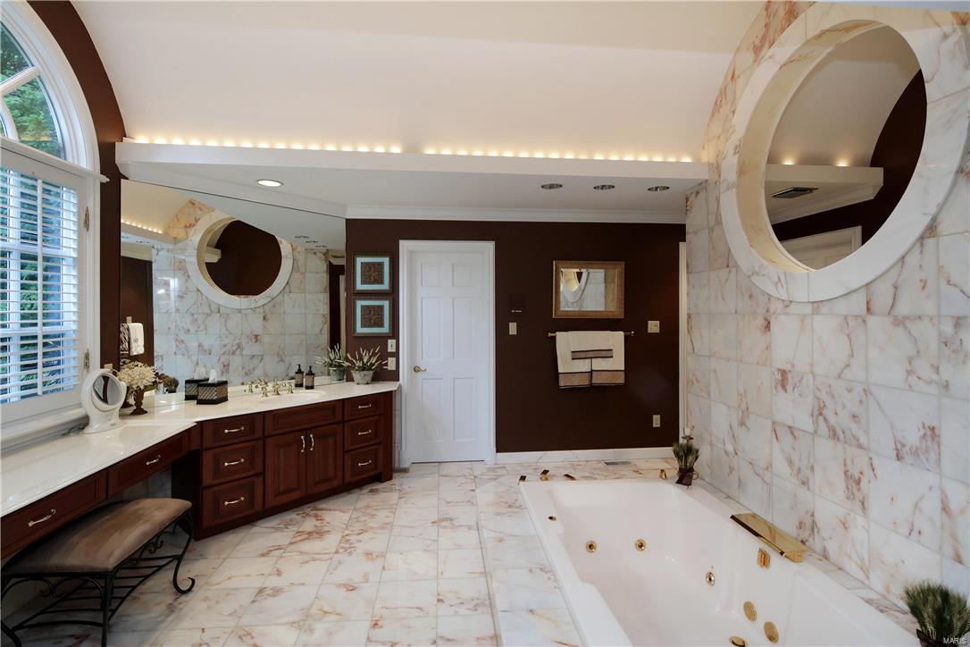 Berkley Manor 6 - Residential