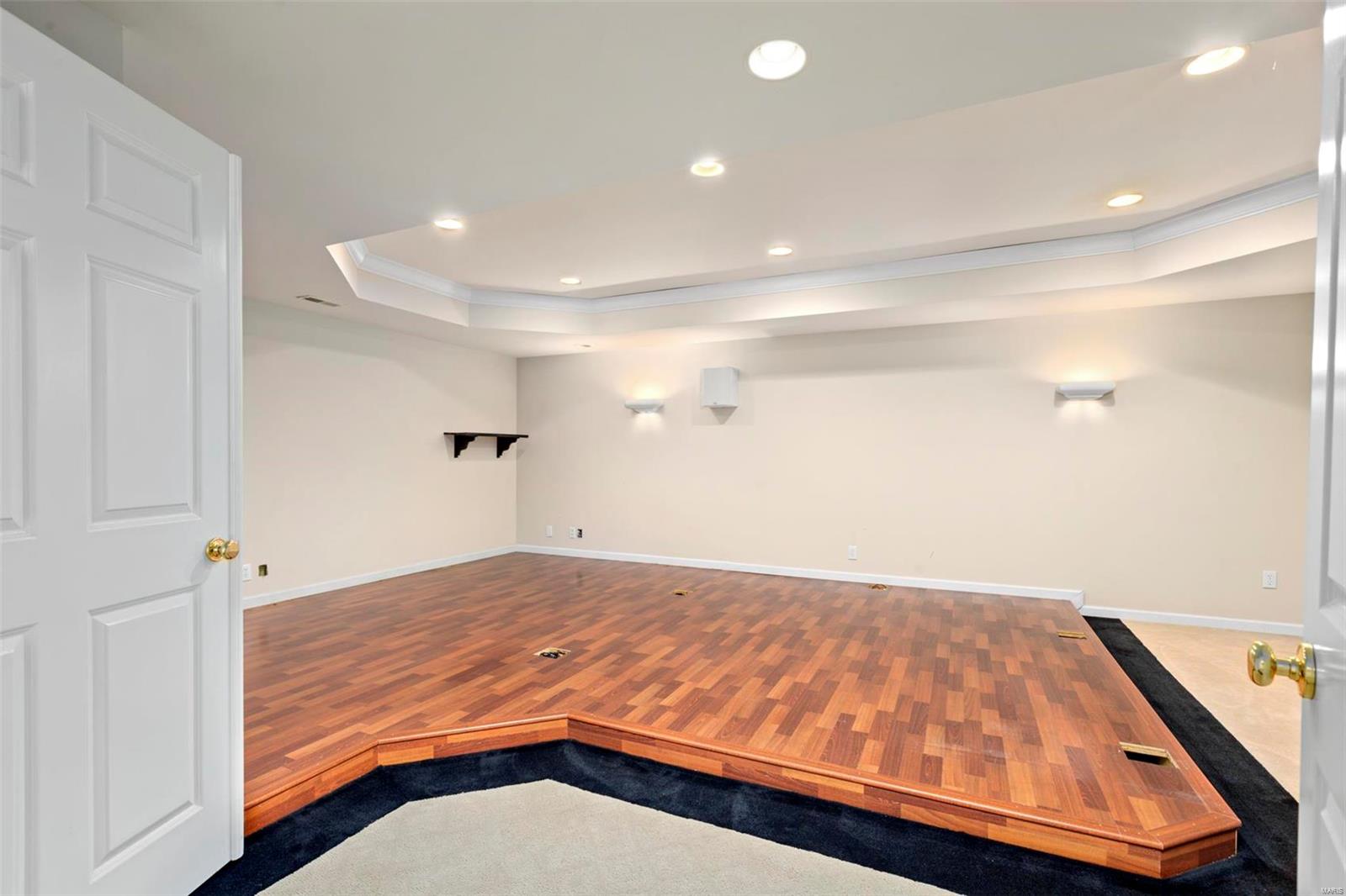 Topping Manor 2 - Residential