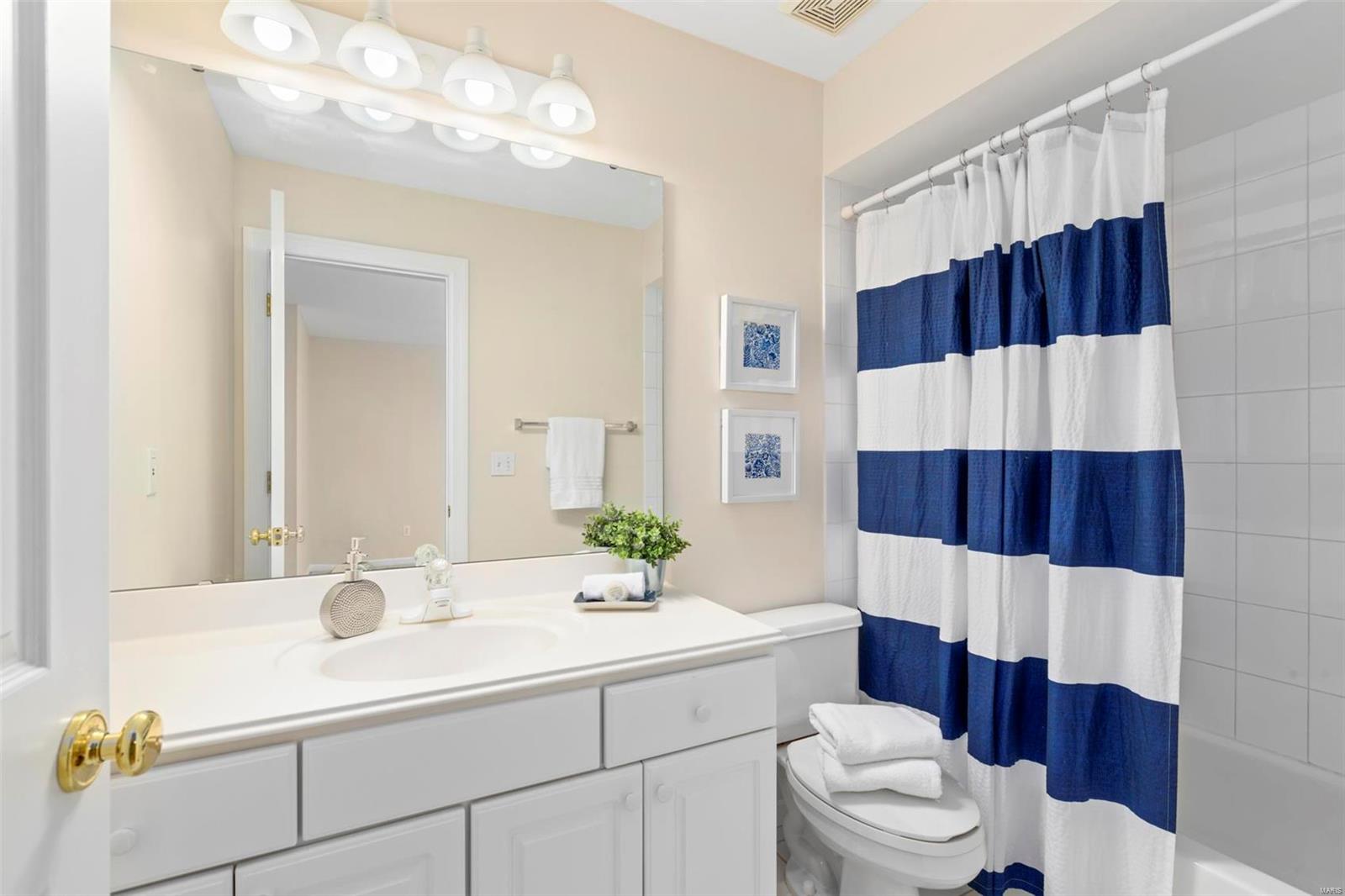 Topping Manor 2 - Residential