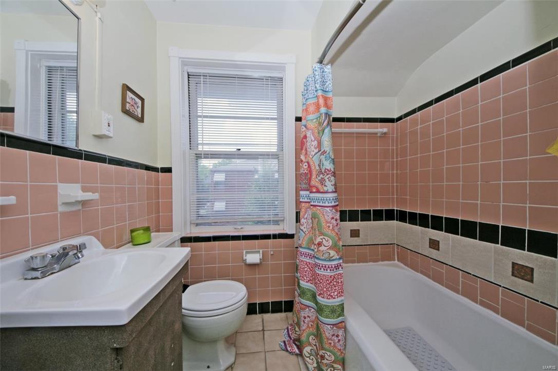 St Louis Hills Add - Residential Income