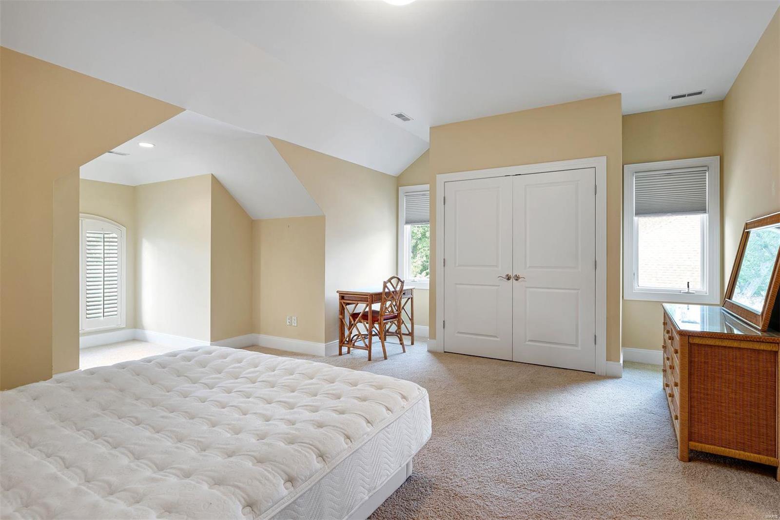 Clayton Gardens 2 - Residential