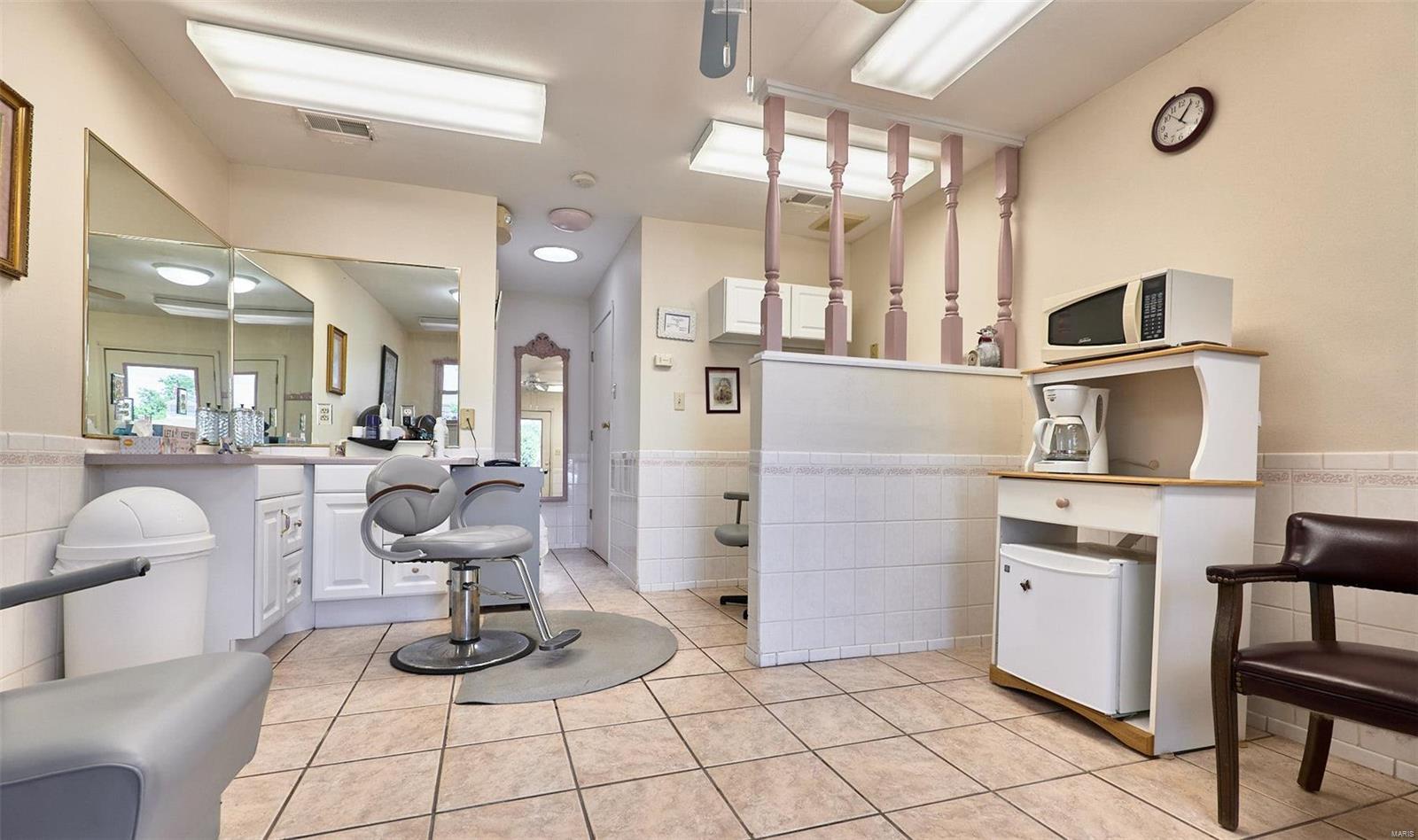 New Town Of St Ferdinand - Residential Income