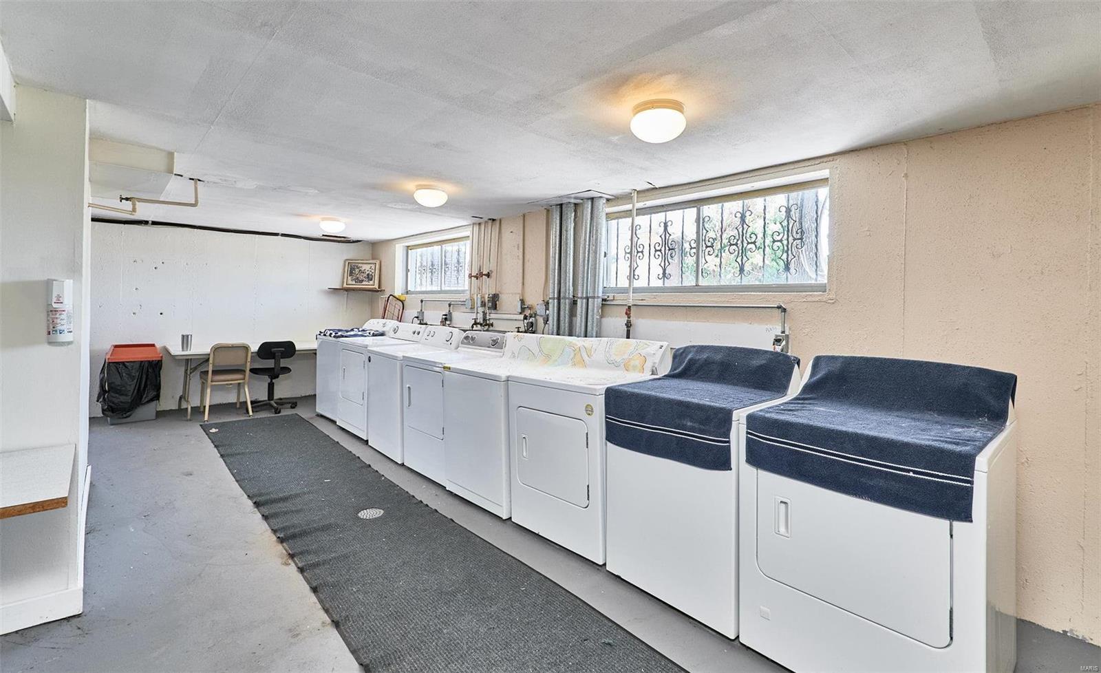 New Town Of St Ferdinand - Residential Income