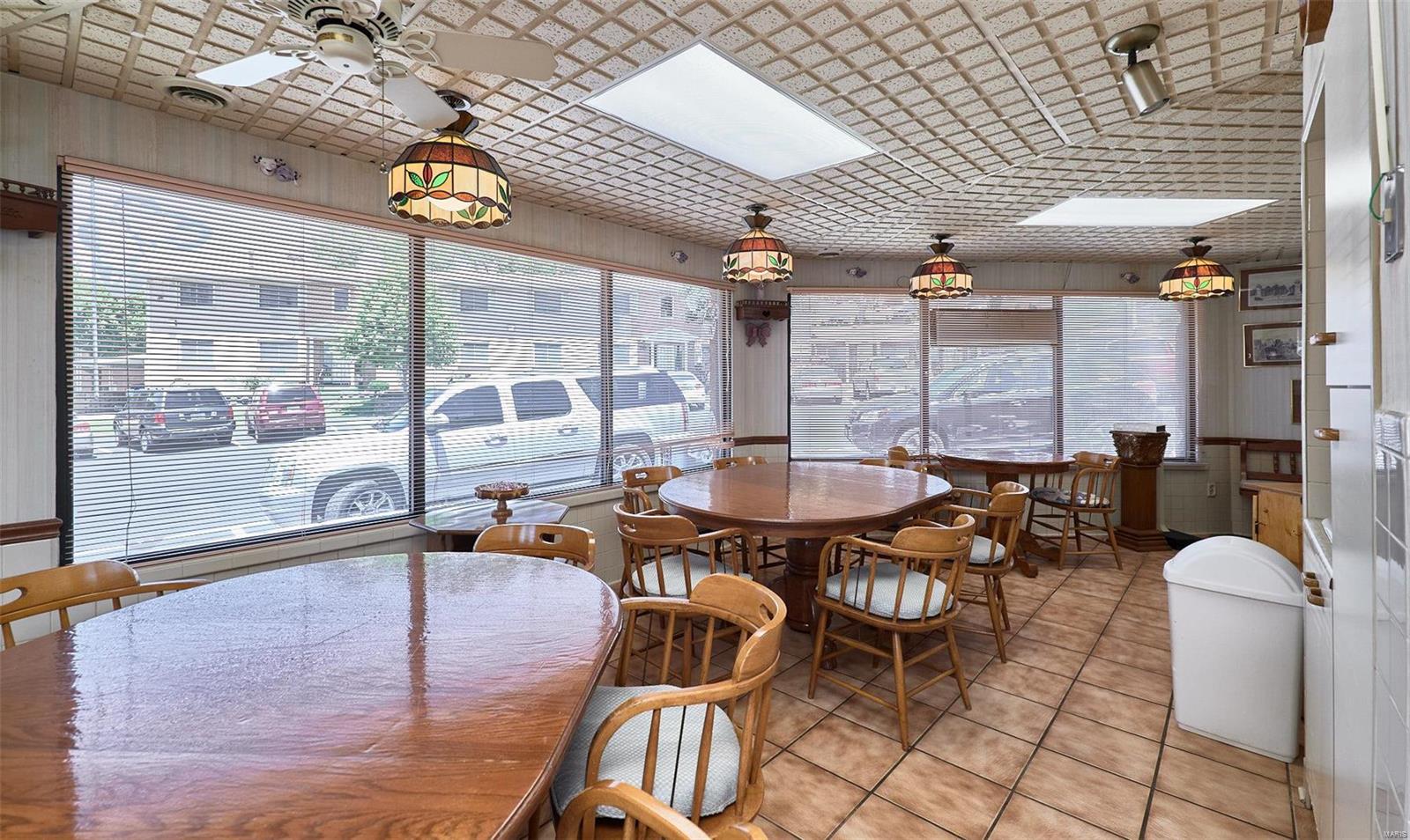 New Town Of St Ferdinand - Residential Income