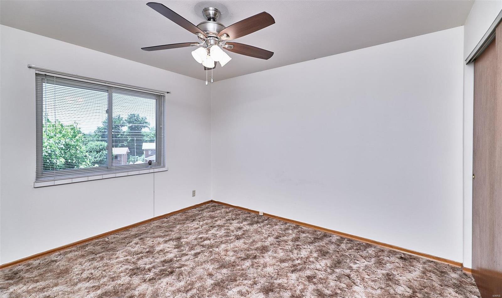 New Town Of St Ferdinand - Residential Income