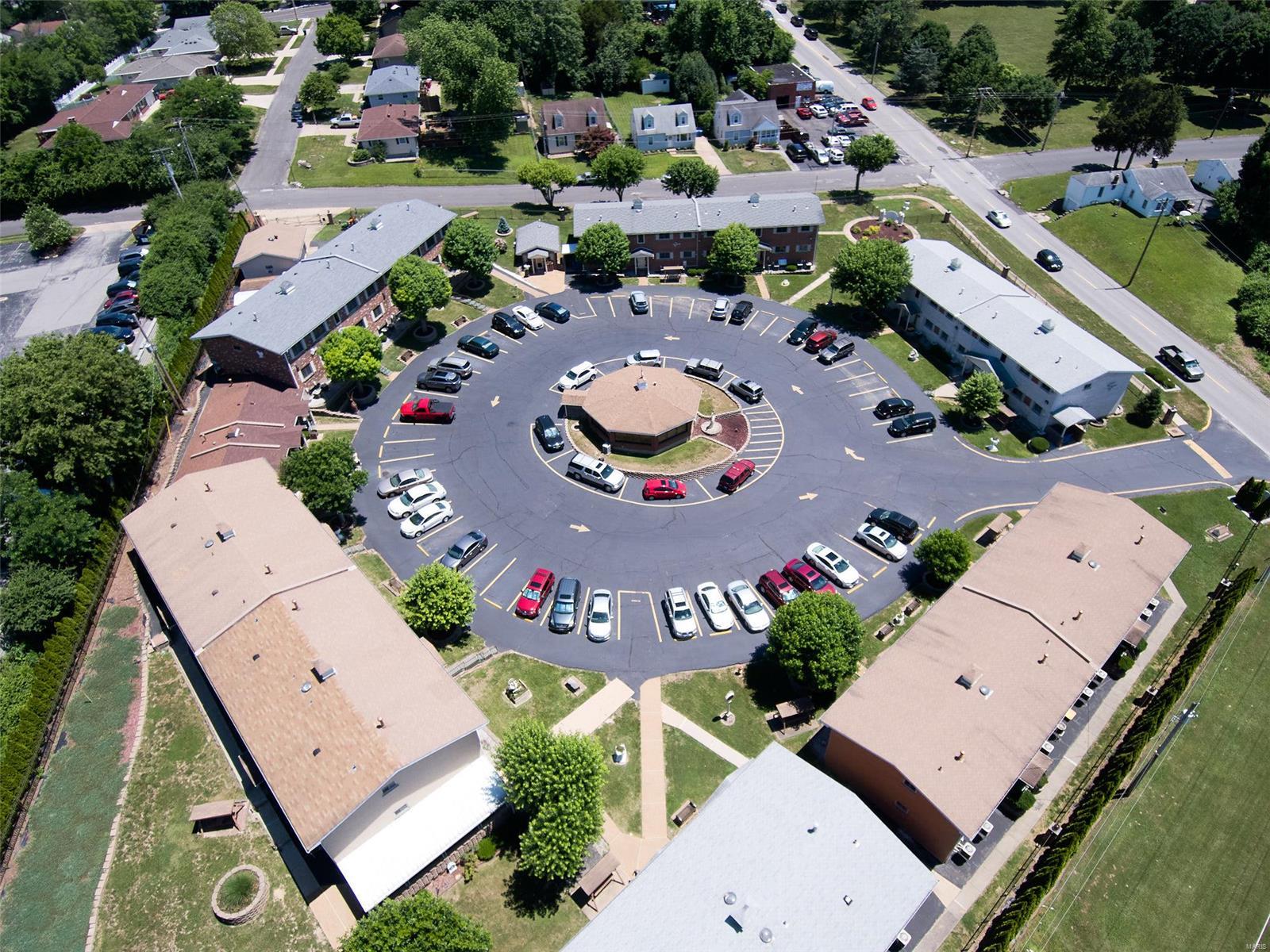 New Town Of St Ferdinand - Residential Income