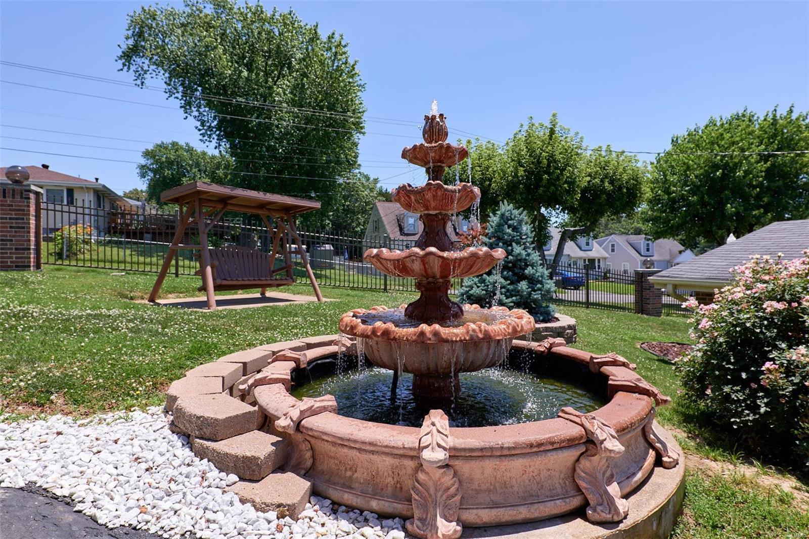 New Town Of St Ferdinand - Residential Income