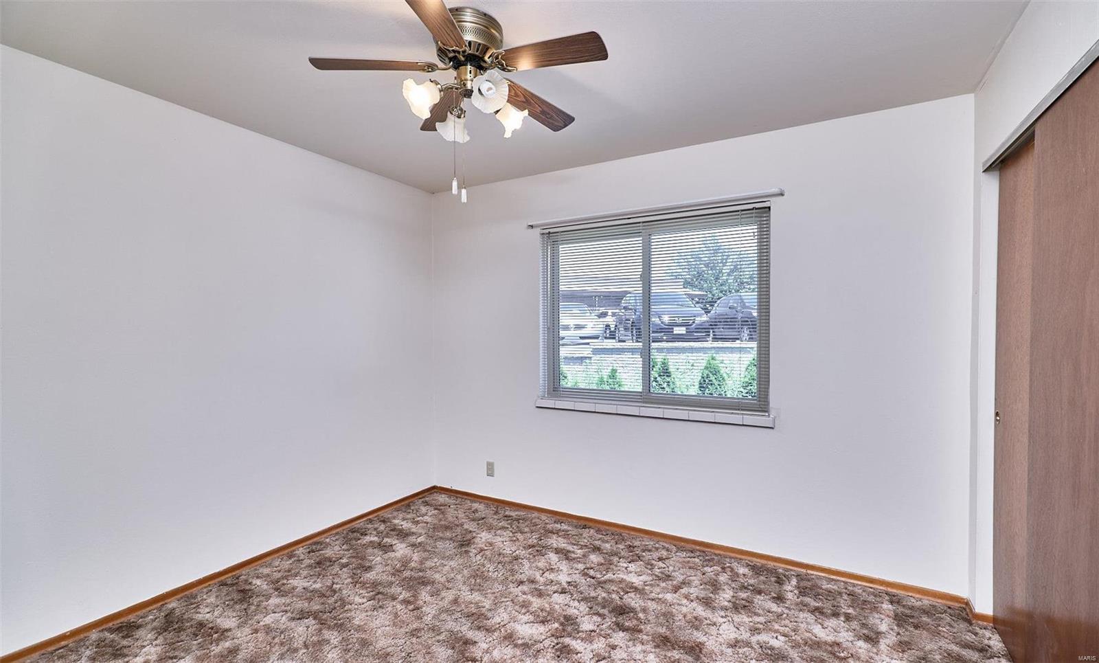 New Town Of St Ferdinand - Residential Income