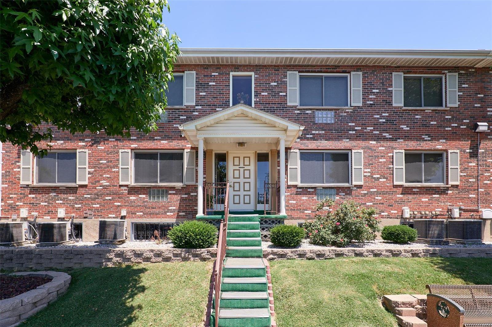 New Town Of St Ferdinand - Residential Income