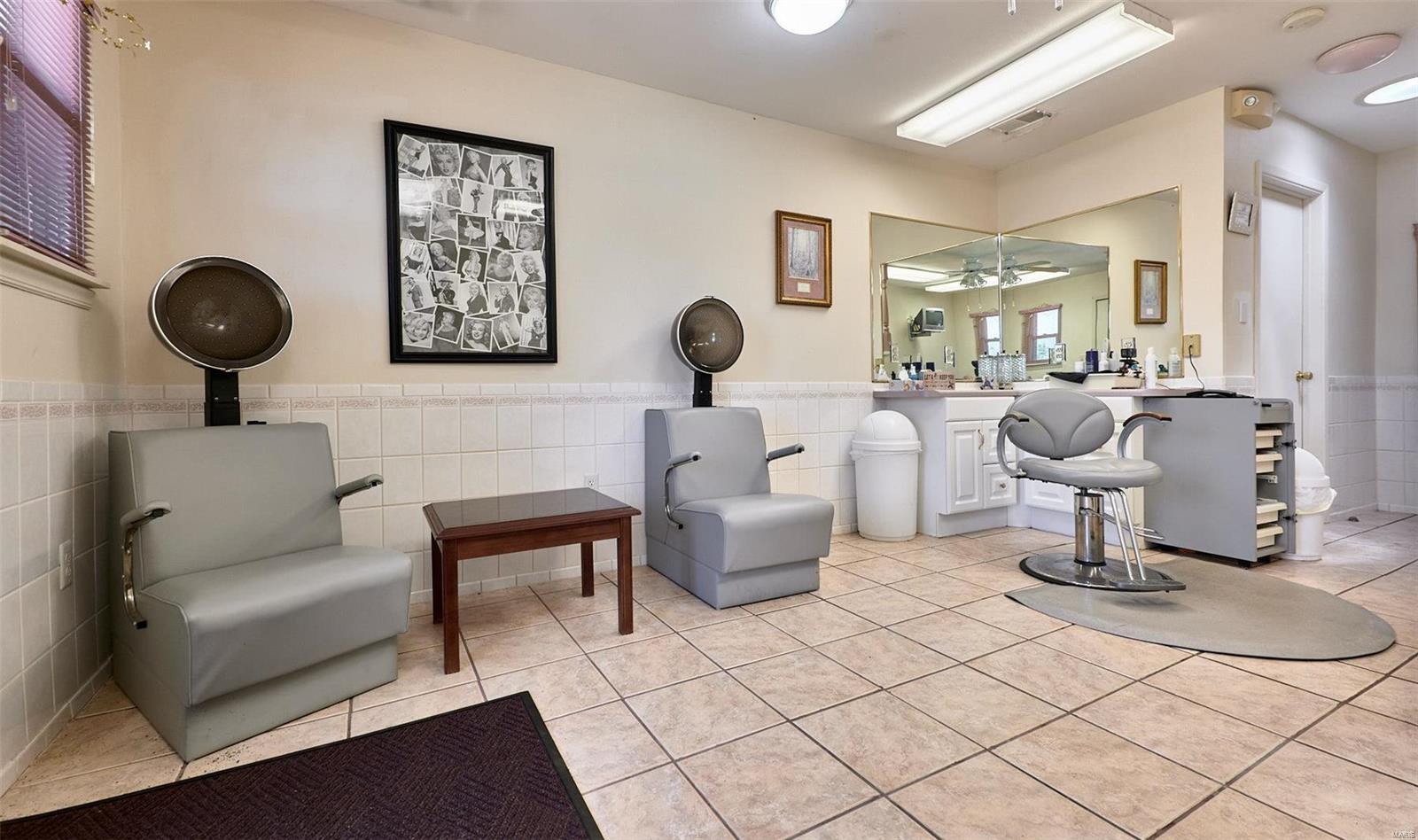 New Town Of St Ferdinand - Residential Income