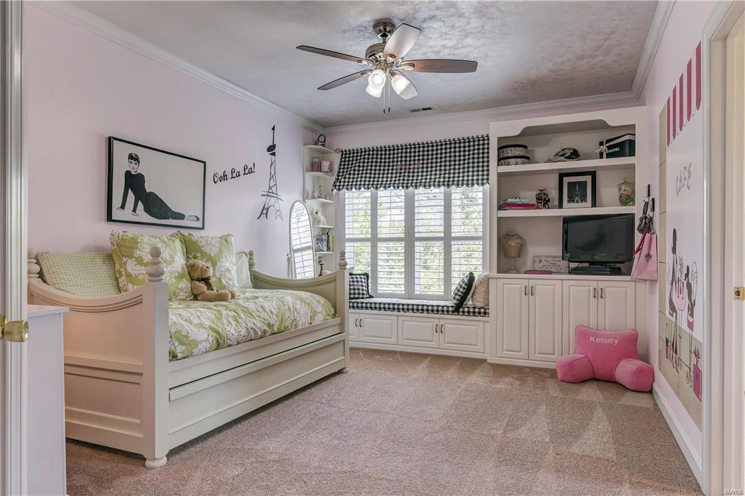 Country Lake Estates - Residential