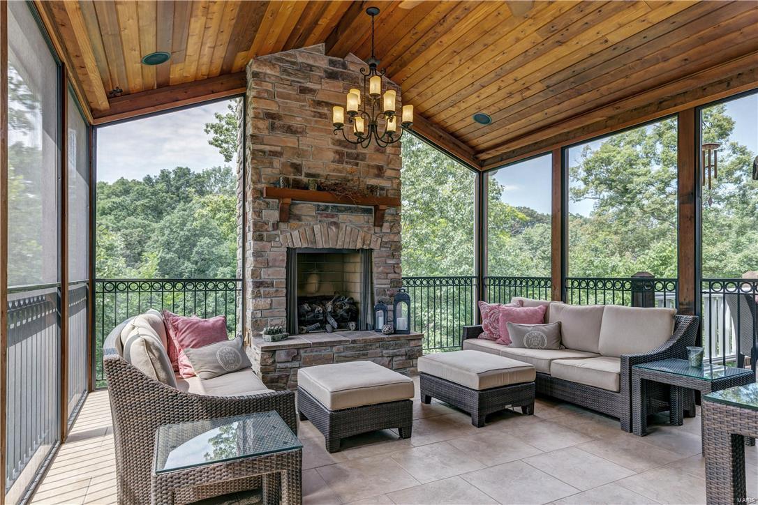 Country Lake Estates - Residential