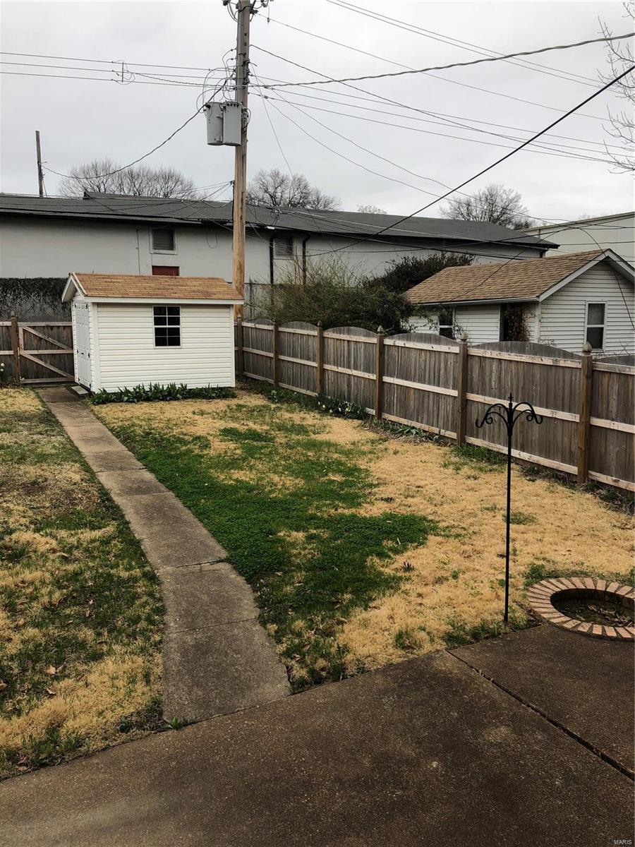 Hallocks Add - Residential Lease