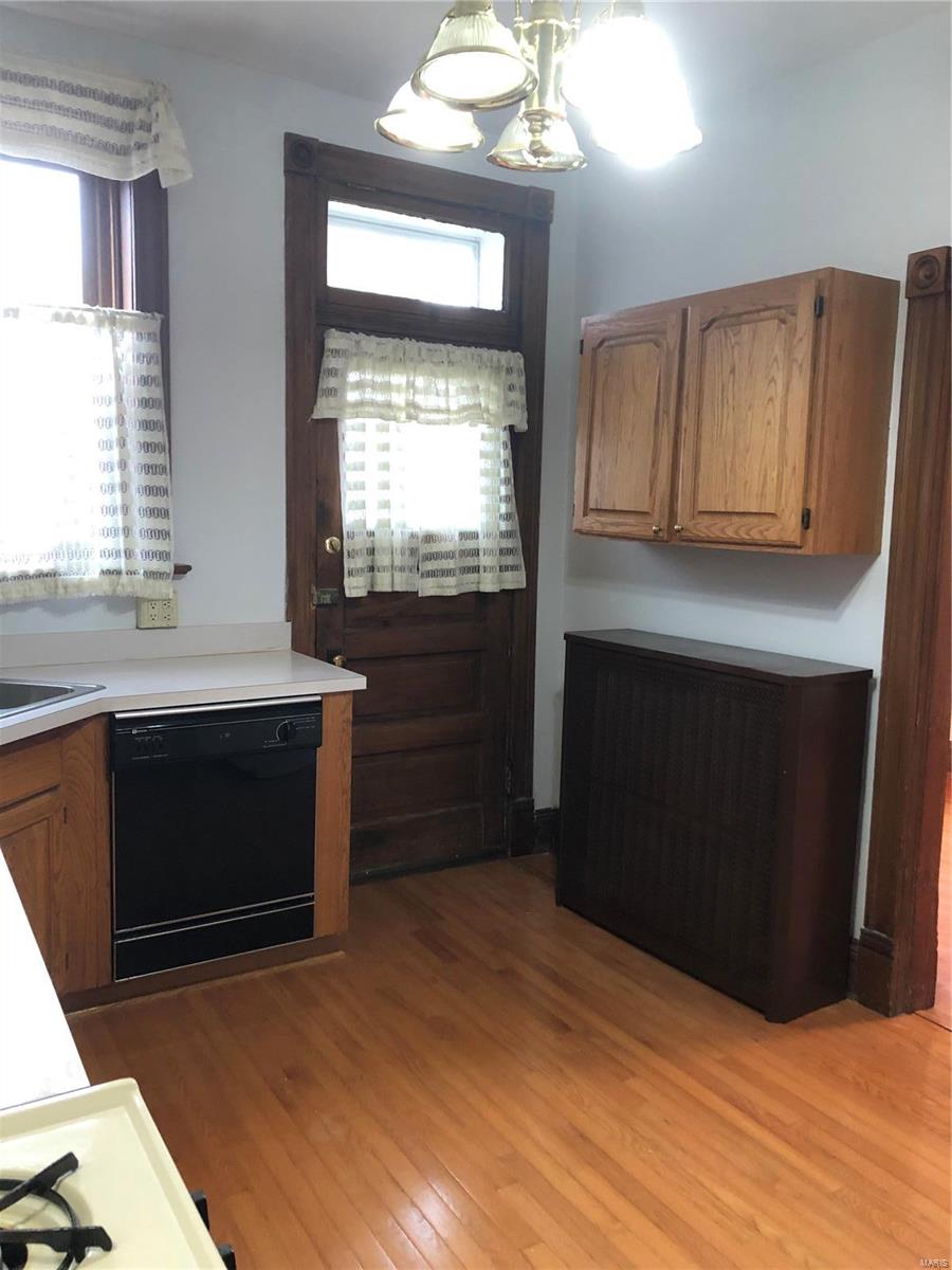 Hallocks Add - Residential Lease