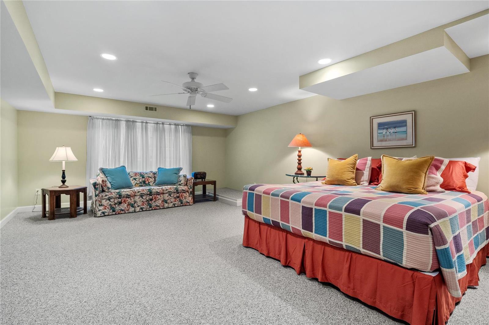 Woodbridge Condo - Residential