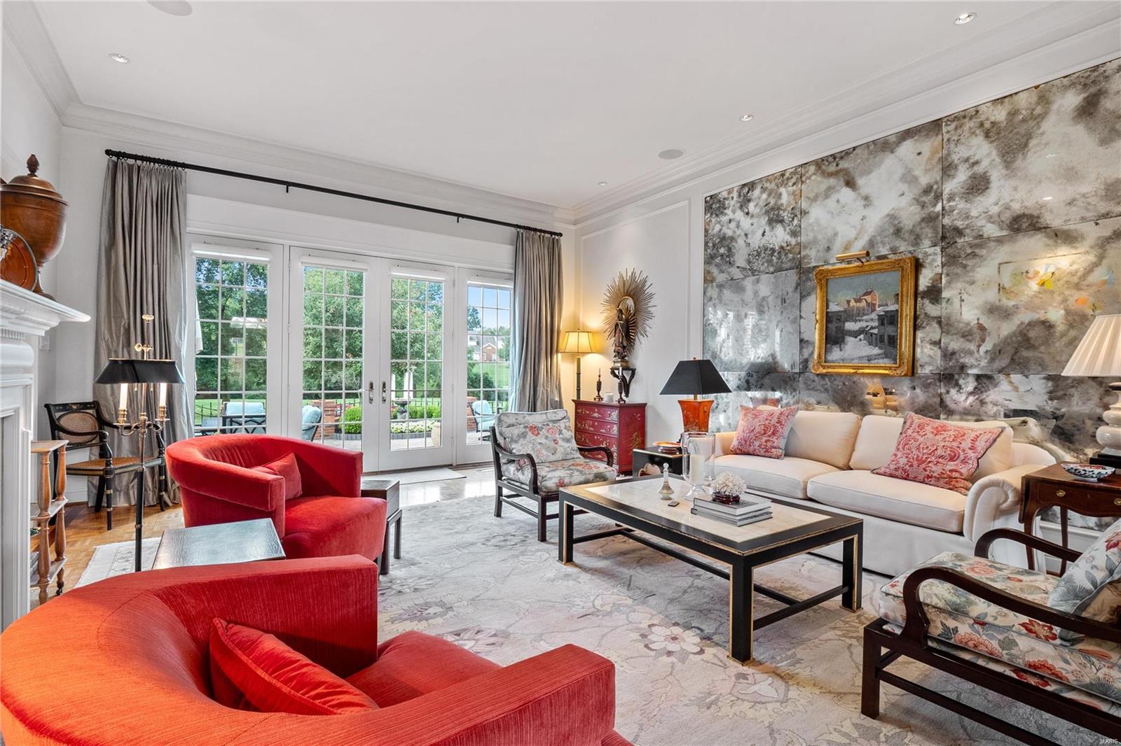 Woodbridge Condo - Residential