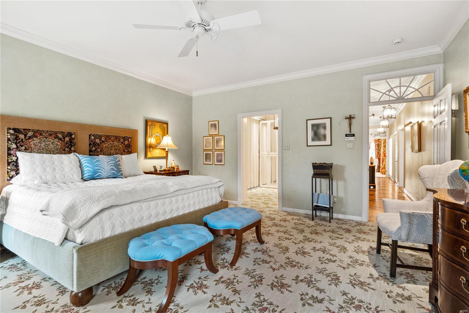 Woodbridge Condo - Residential