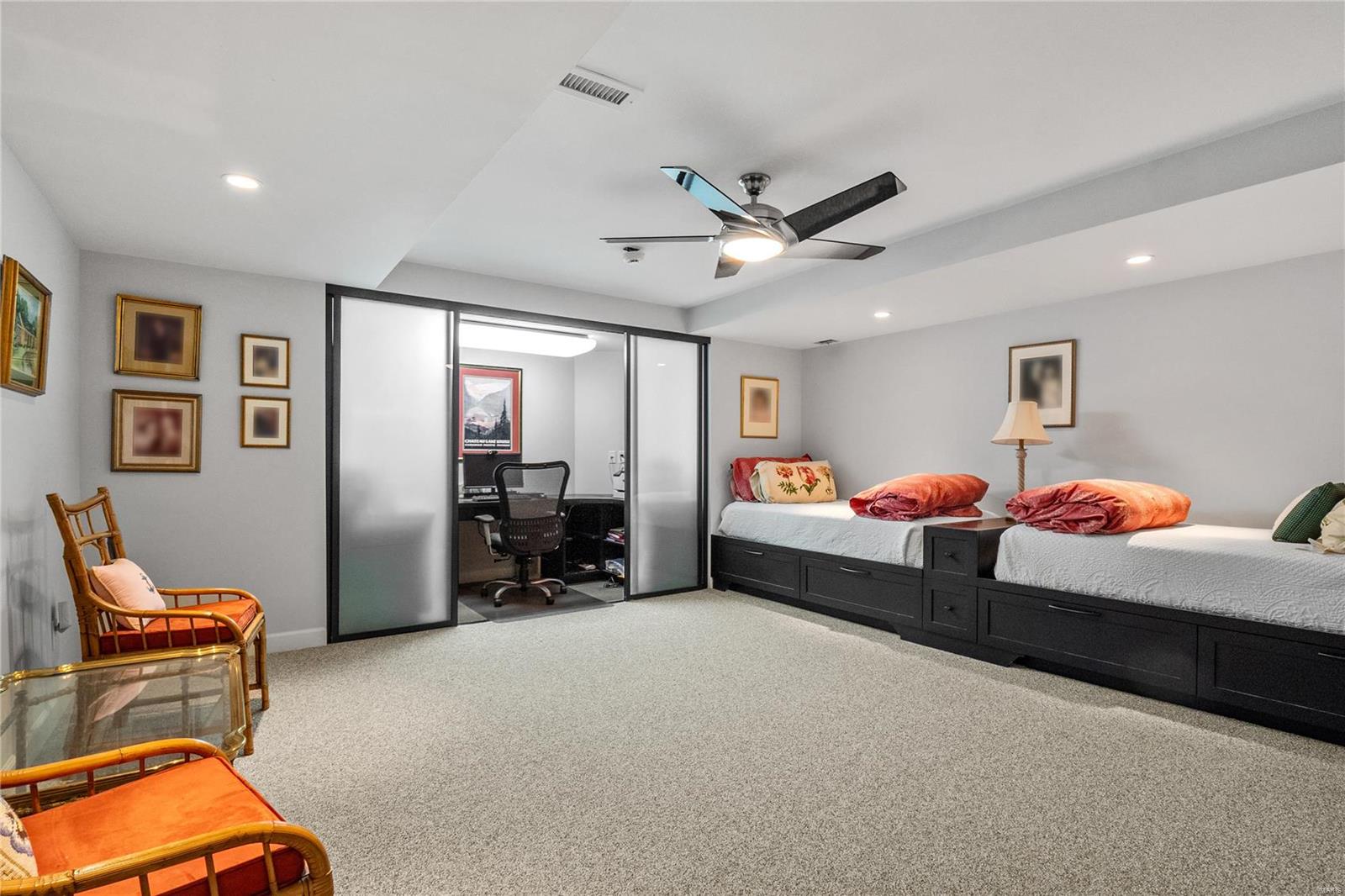 Woodbridge Condo - Residential