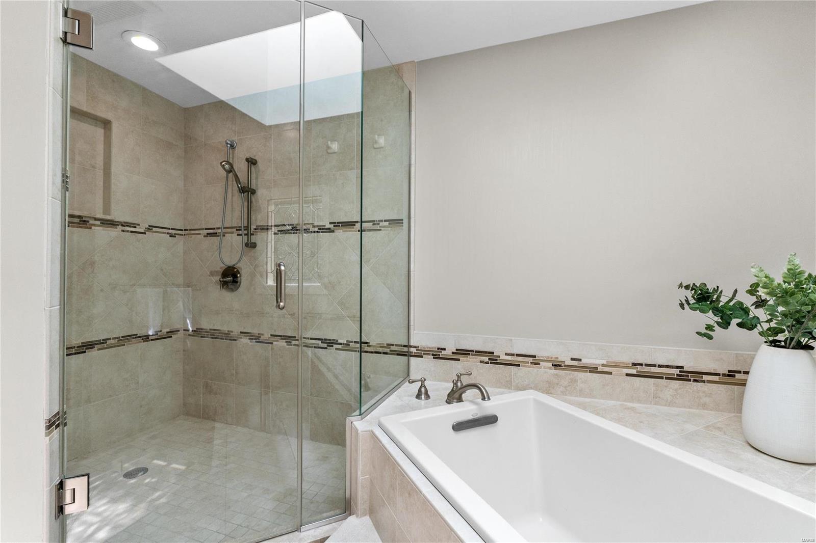 Karrvilla West - Residential