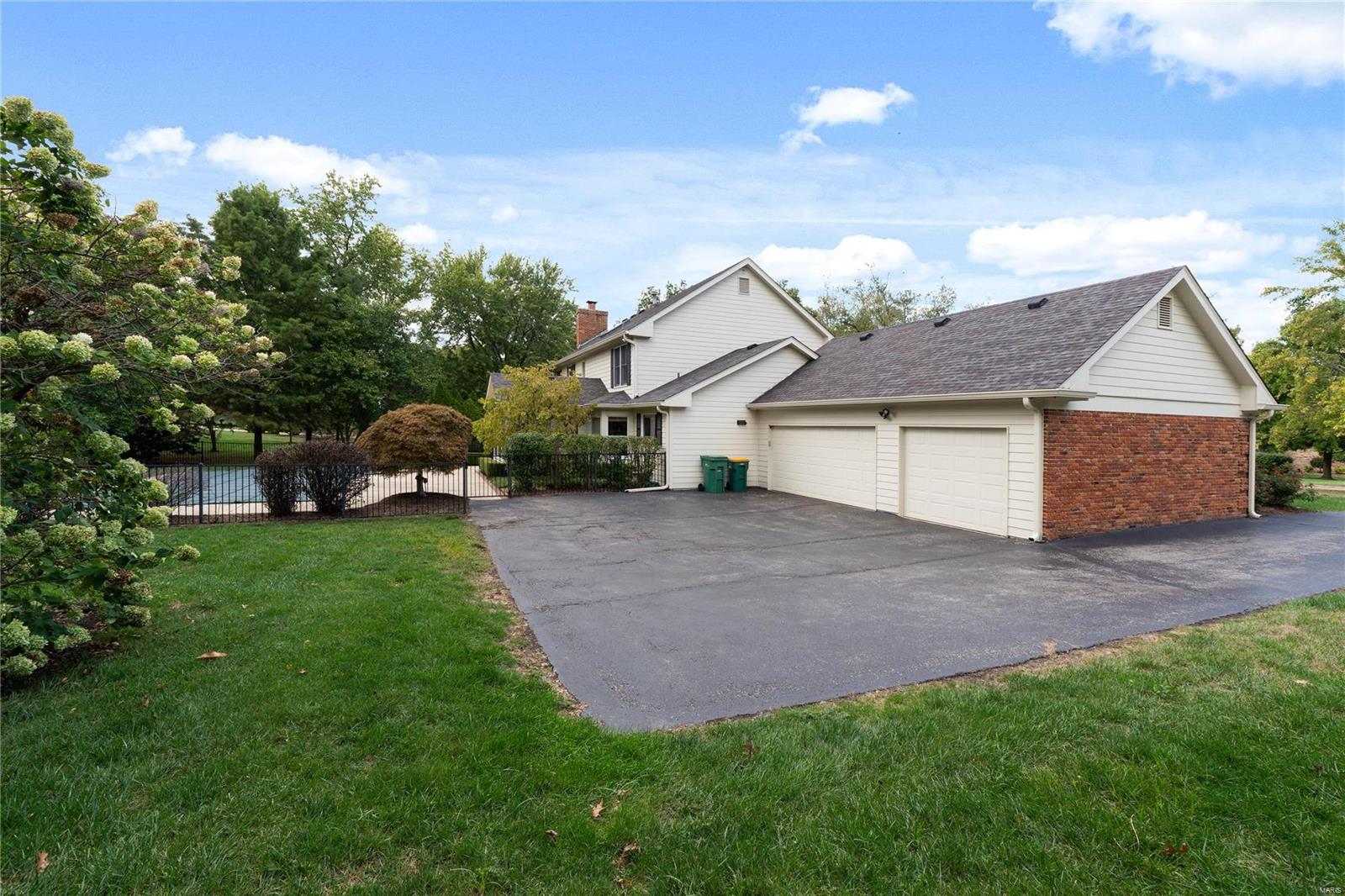 Karrvilla West - Residential