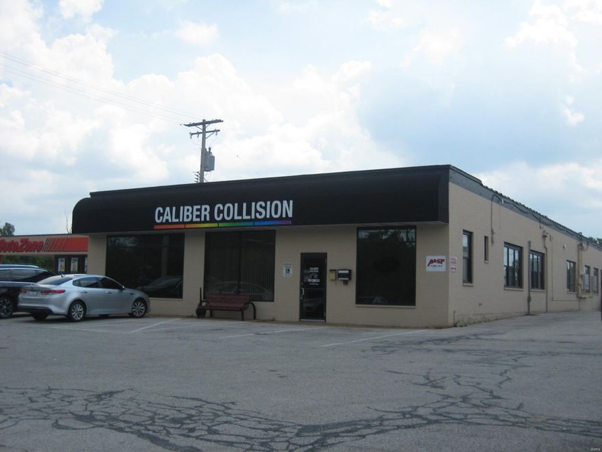 INVESTMENT OPPORTUNITY
-Caliber Collision, a National Tenant
-22,010 s/f (4 separate buildings) on 1.29 acres
-NN Lease, $226,800 (September 2019-September 2014)
-47,099 VPD at site. 175,502 Residents, $65,591 avg household in- come within a 5 mile radius
-Poly Foam UV Waterproof Roof on 2 main buildings 5 yrs old/ 10yr warranty, 50 year steel roofs on other 2 buildings
-Solar panels provide additional income, makes cap rate 10.23%
-Quick & easy access to / from Highway 270 / 67
-Lease negotiated through August, of 2039 Location: High Traffic, Hwy/Interstate Frntg