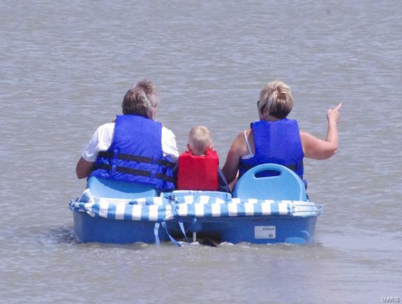 Country Hill Manor - Residential