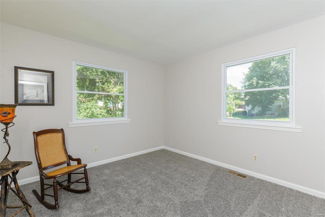 Country Hill Manor - Residential