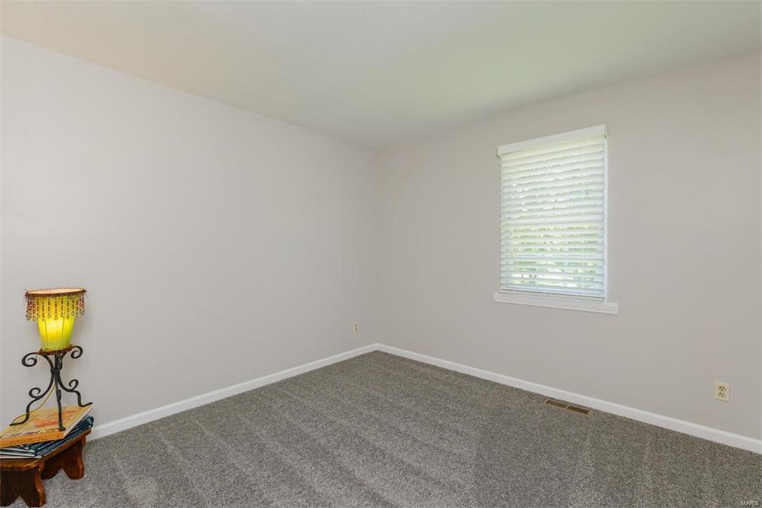 Country Hill Manor - Residential