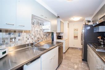 Park Tower Condominiums - Residential