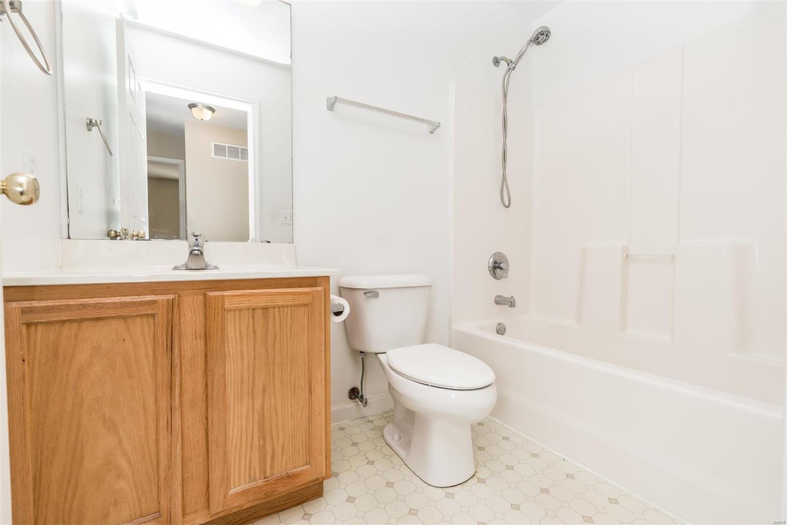 Homefield Manors #3 - Residential