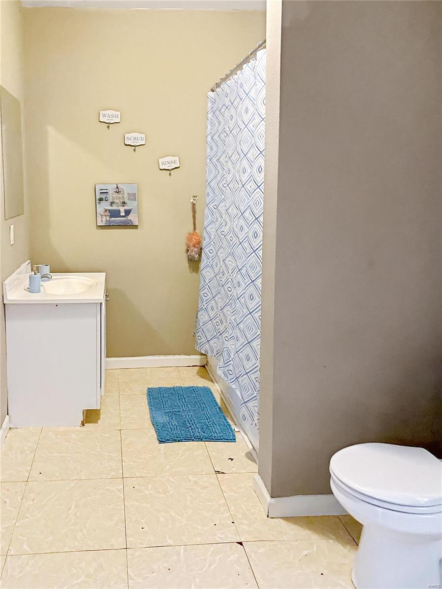 Lynch Add - Residential Income