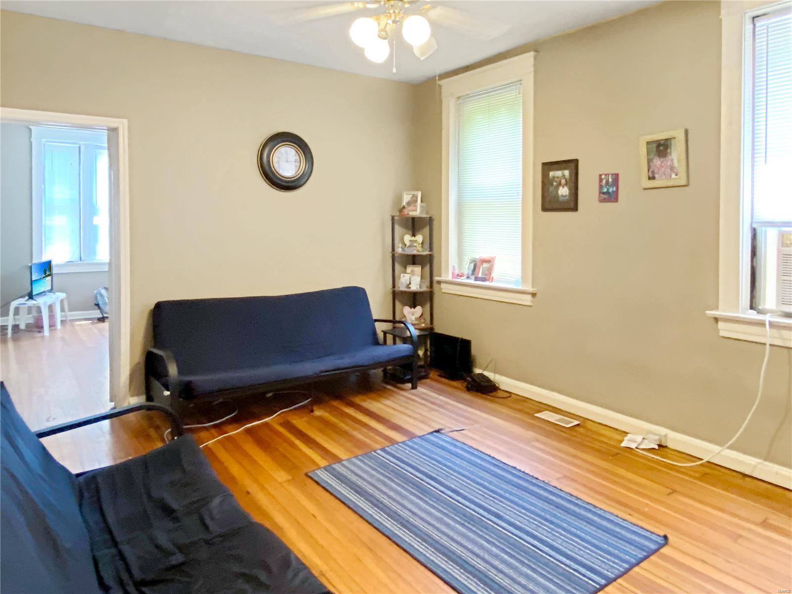 Lynch Add - Residential Income