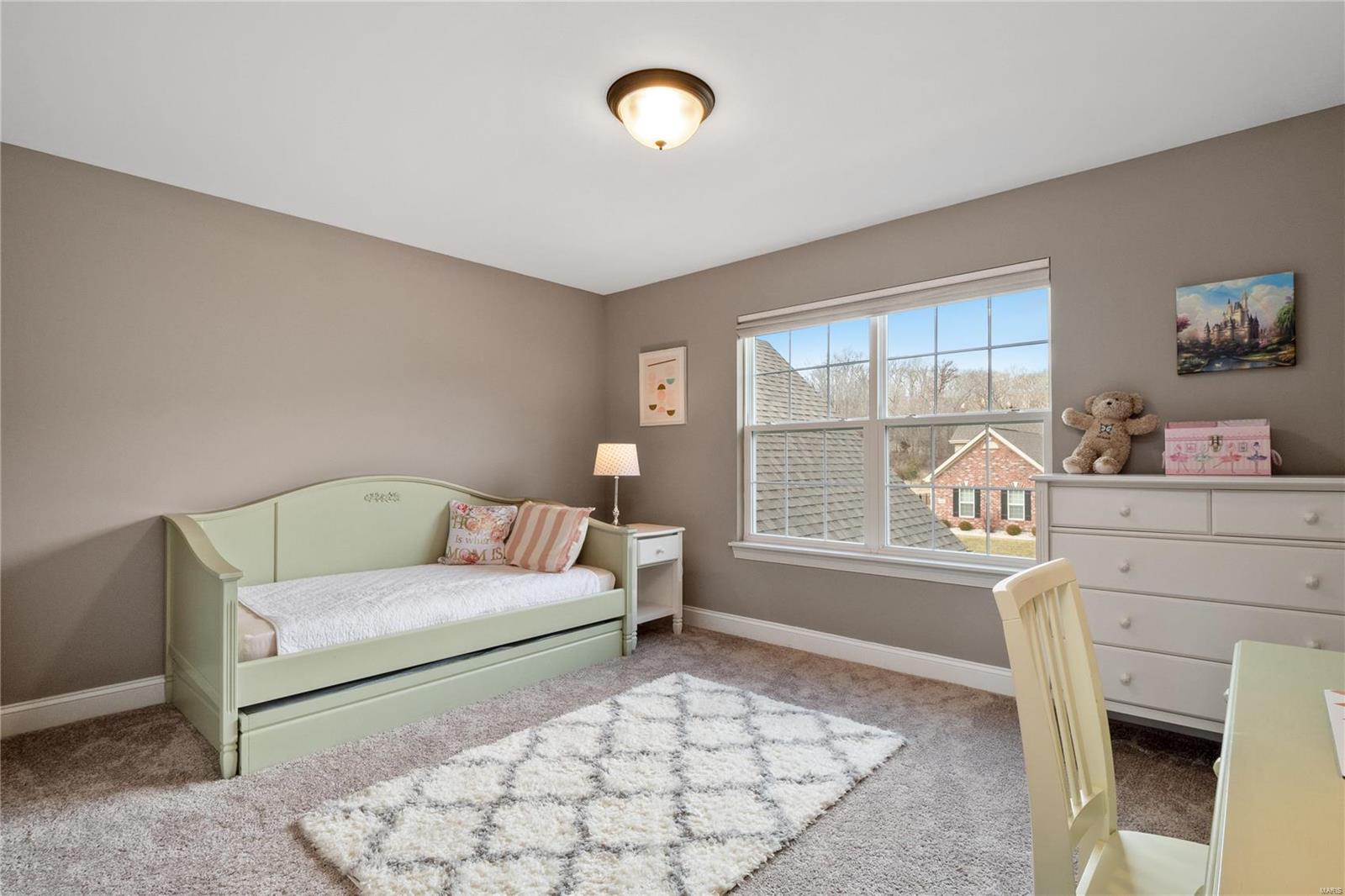 Arbors At Kehrs Mill - Residential