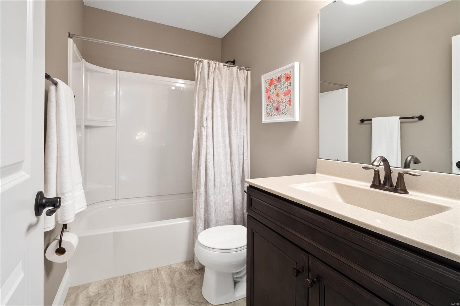 Arbors At Kehrs Mill - Residential