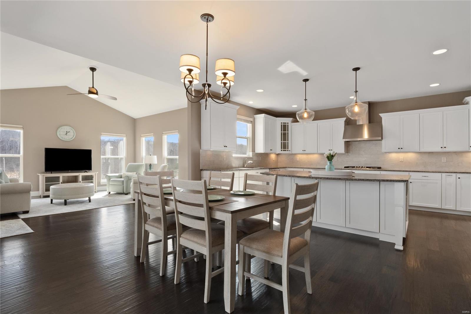 Arbors At Kehrs Mill - Residential