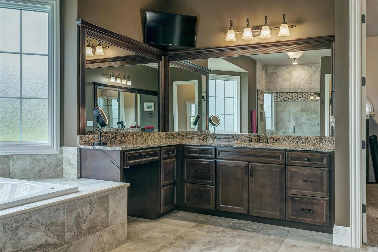 Lafayette Crossing - Residential