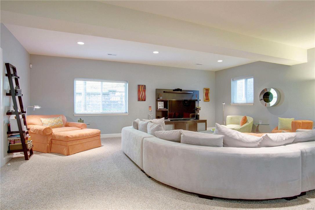 Villas At Whispering Oaks #3 - Residential