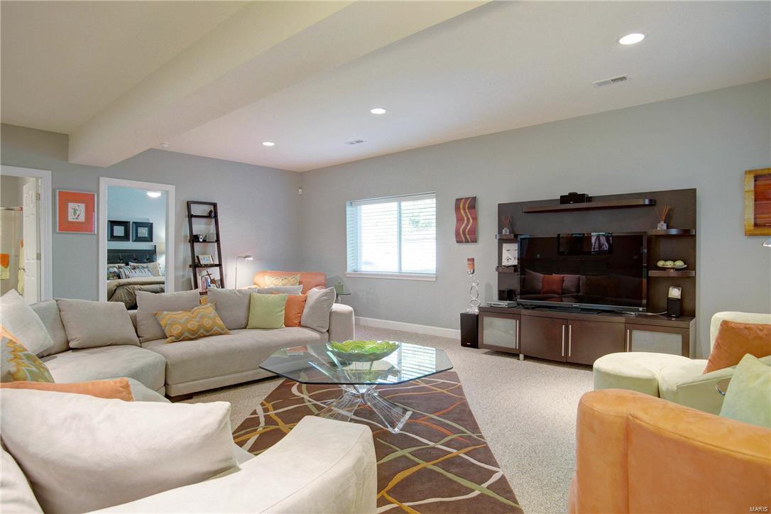 Villas At Whispering Oaks #3 - Residential