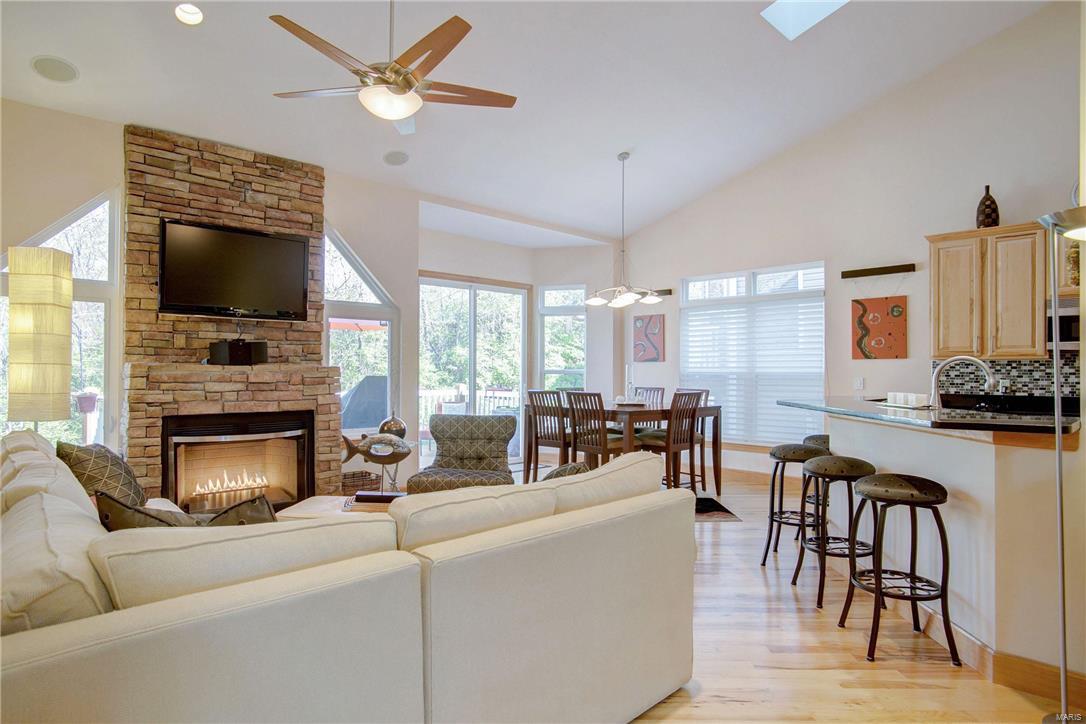 Villas At Whispering Oaks #3 - Residential