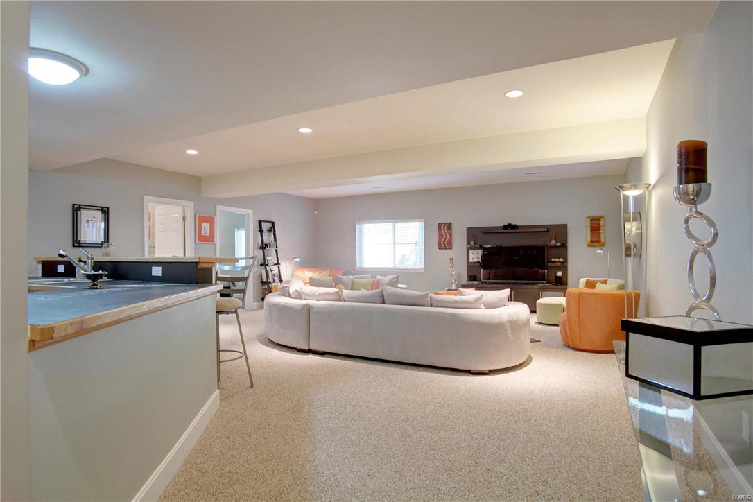 Villas At Whispering Oaks #3 - Residential