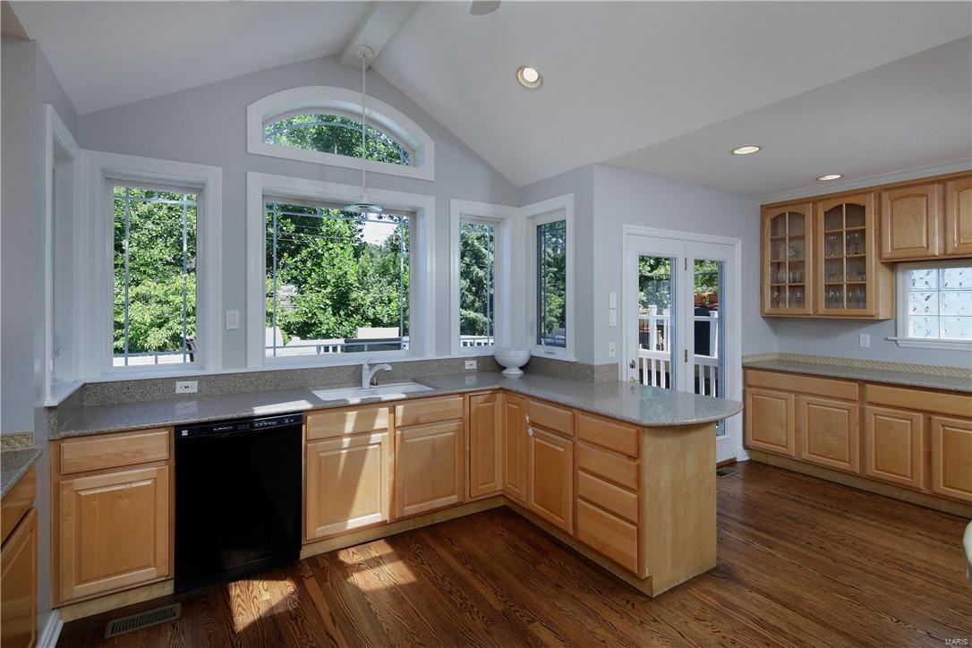 Colonial Park - Residential