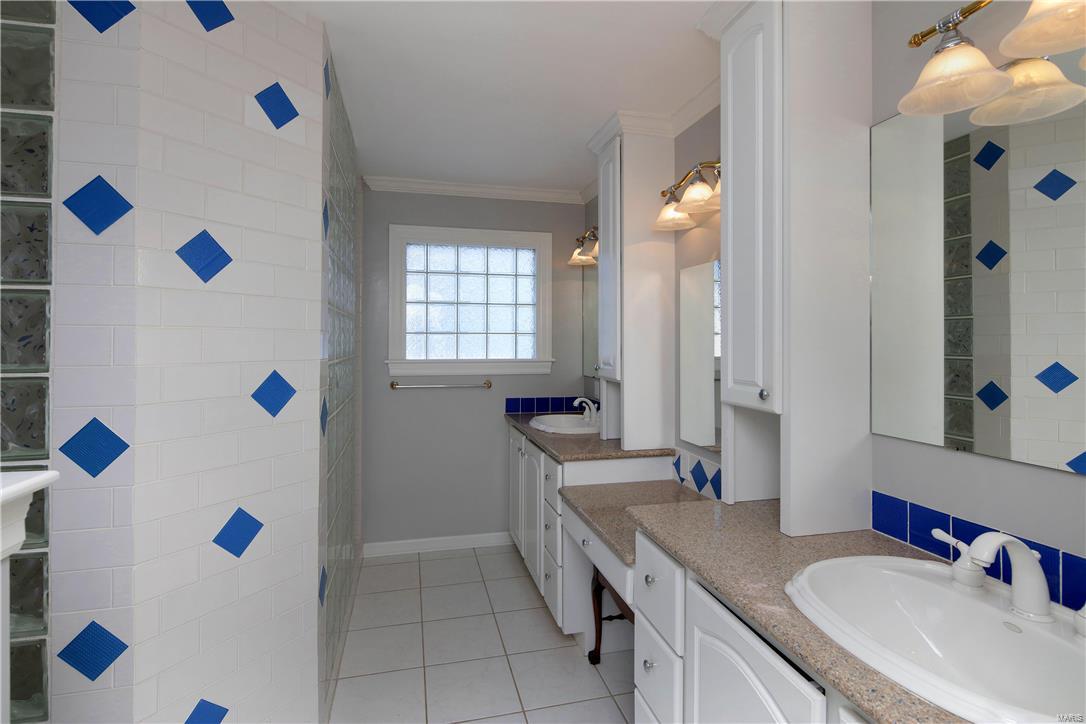 Colonial Park - Residential