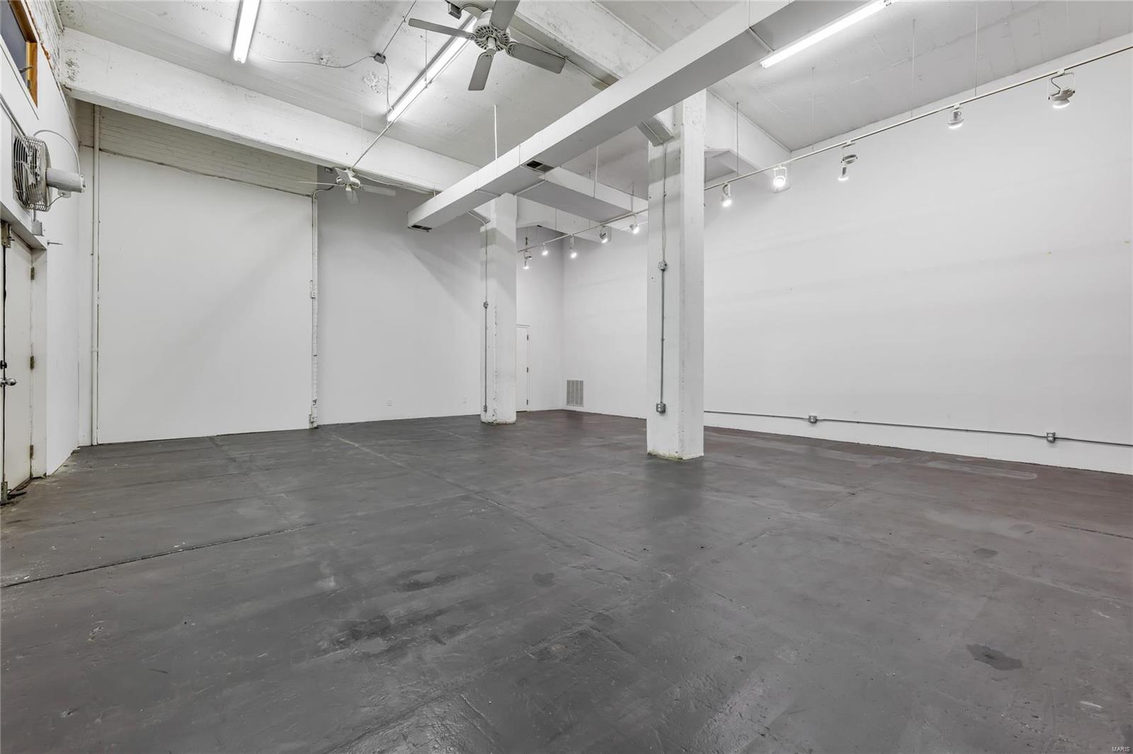 Christys - Commercial Sale